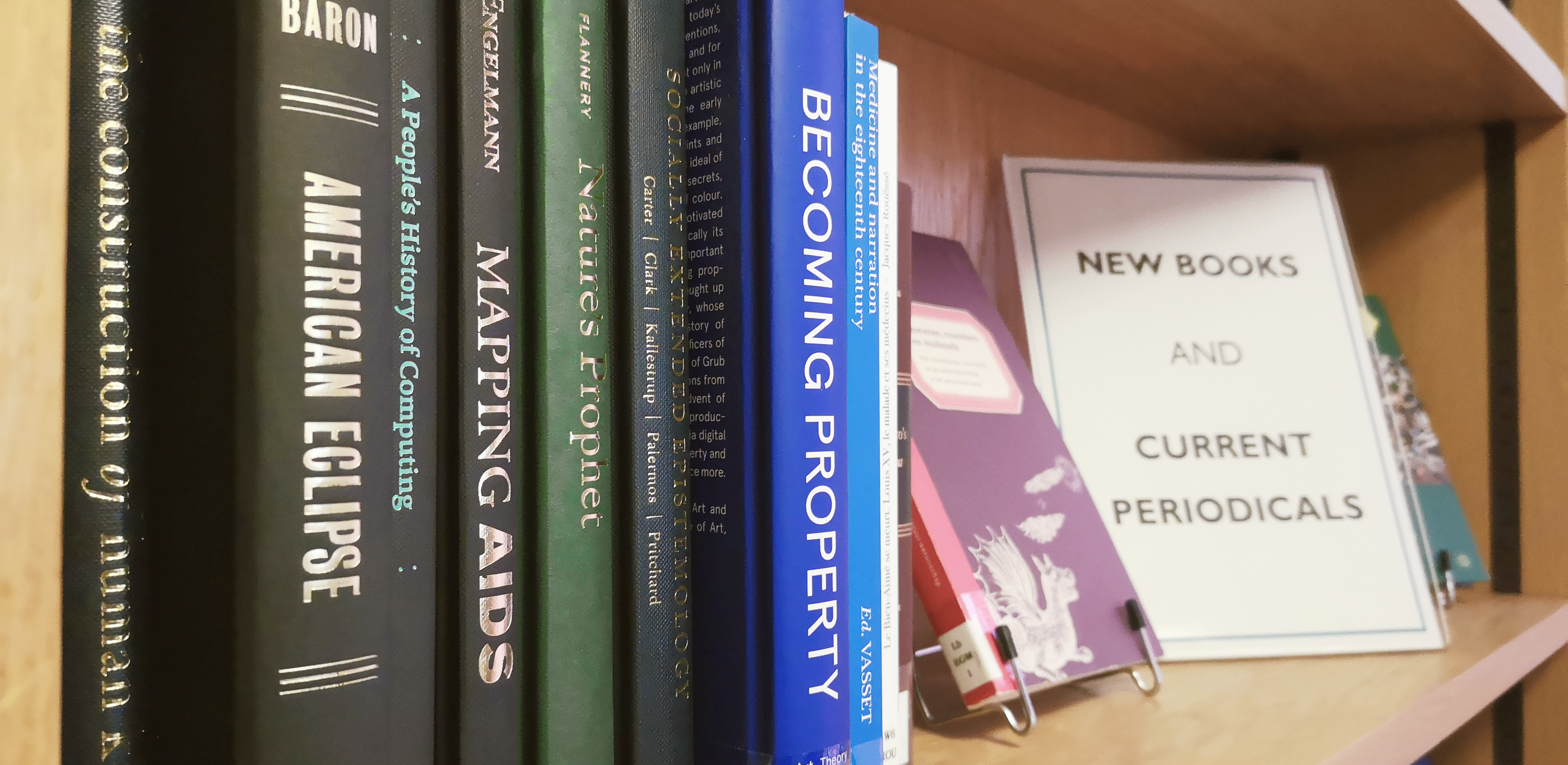 New_books_display Image of new books display
